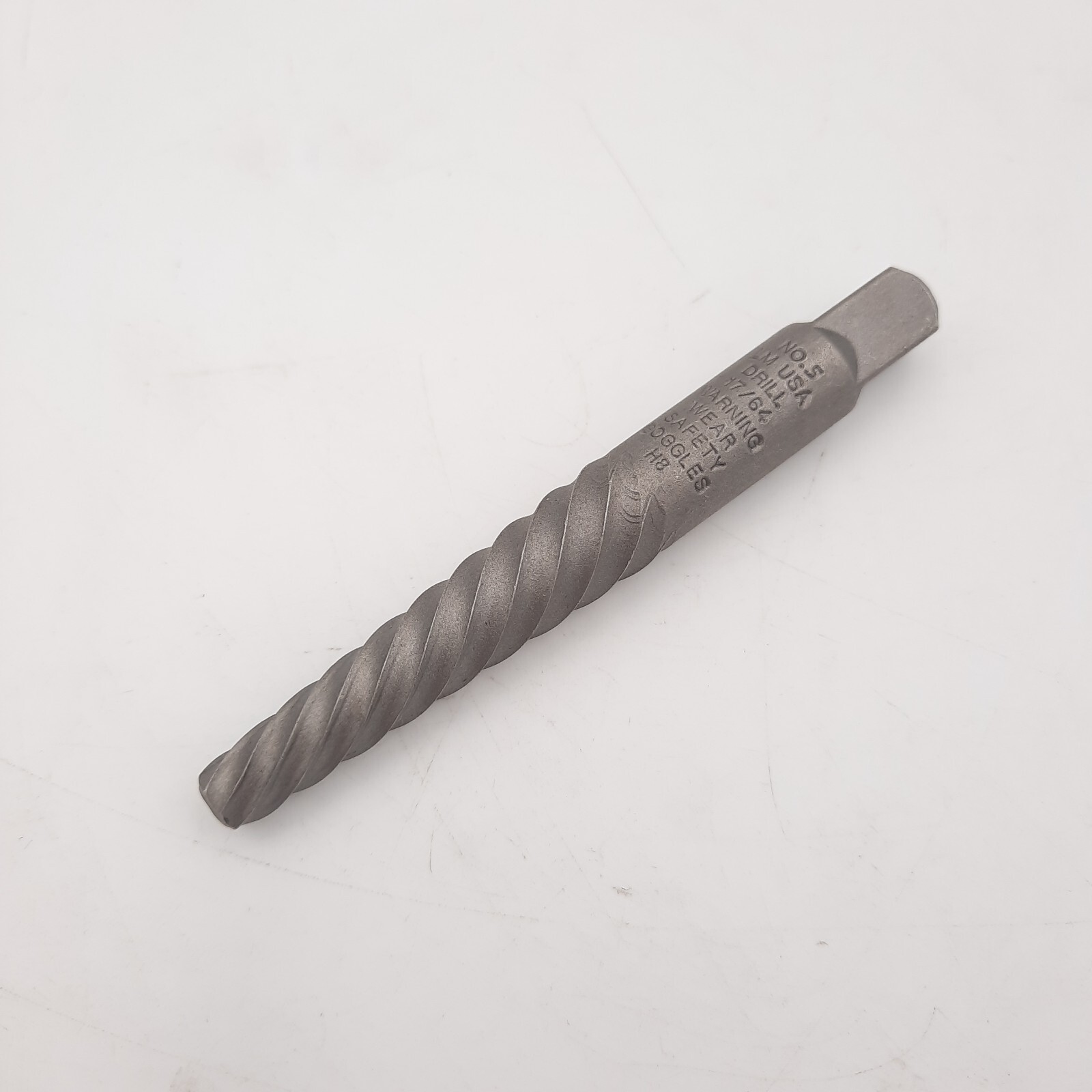 KD Tools 2419-74 #5 Spiral Screw Extractor – 9/16″ to 3/4″ 17/64″