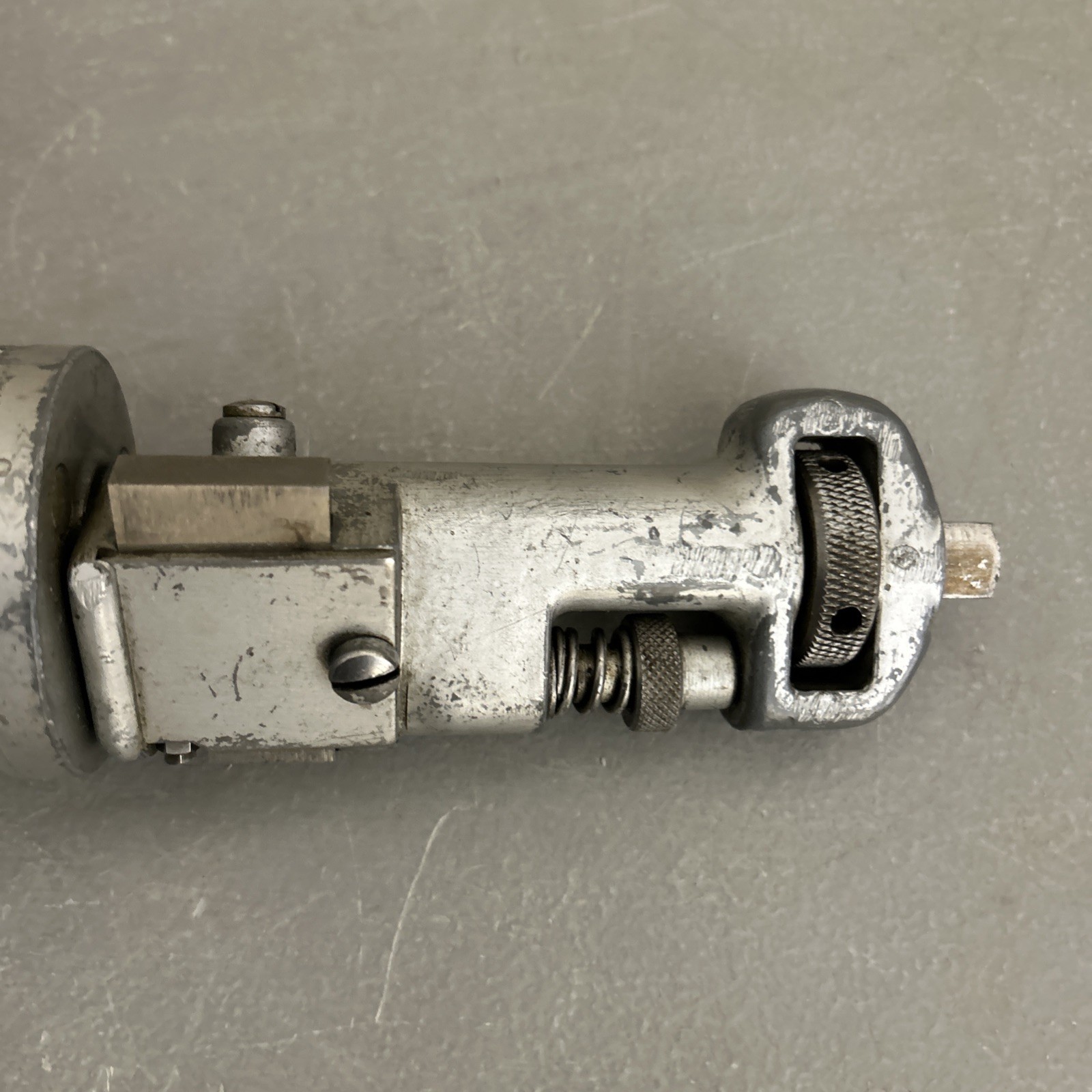 VINTAGE AMMCO RIDGE CYLINDER RIDGE HAND REAMER