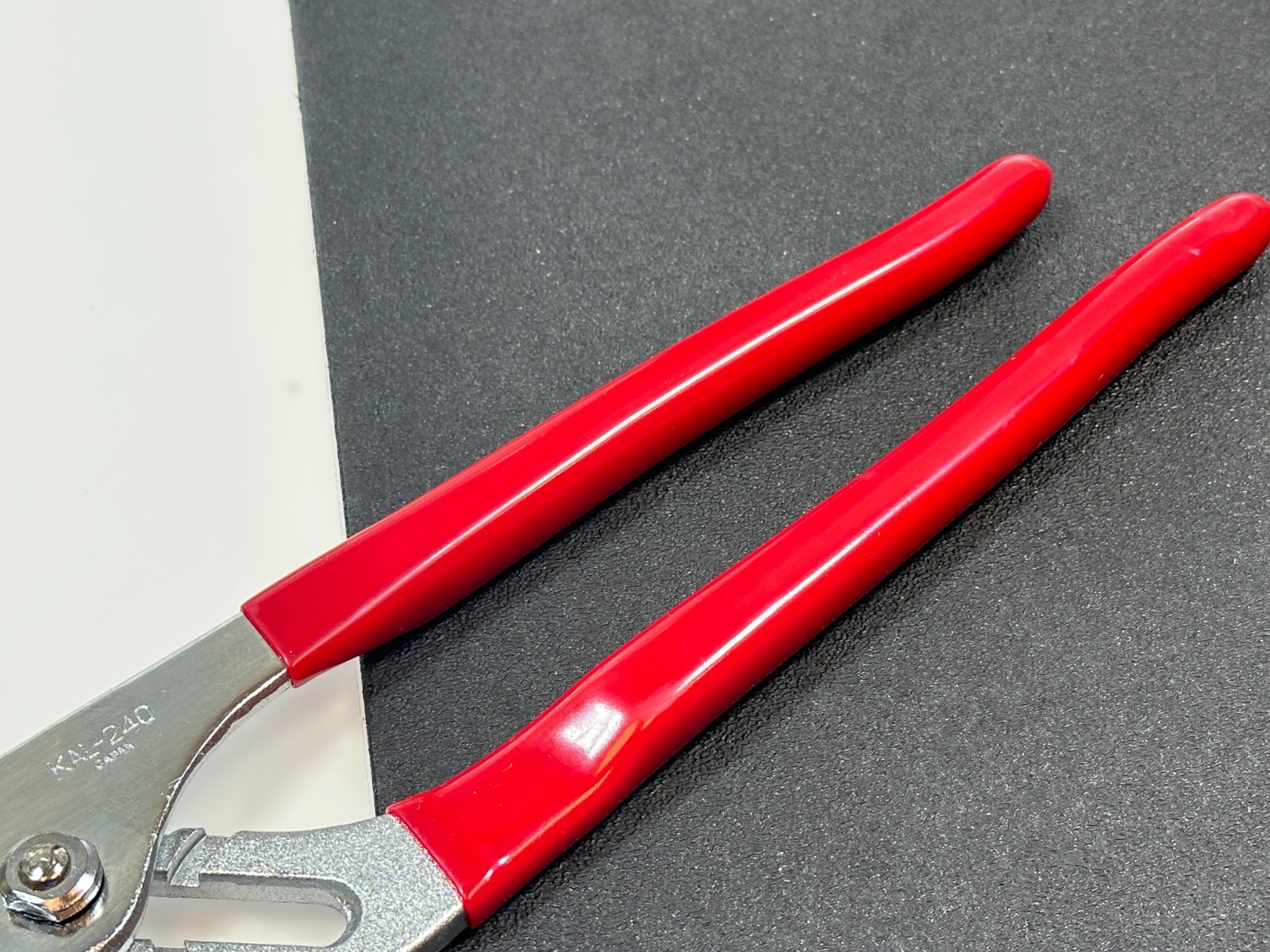KAL Tools Japan KAL-240 Slip Joint Tongue & Groove Pliers 10″ Long Red Grip, NOS