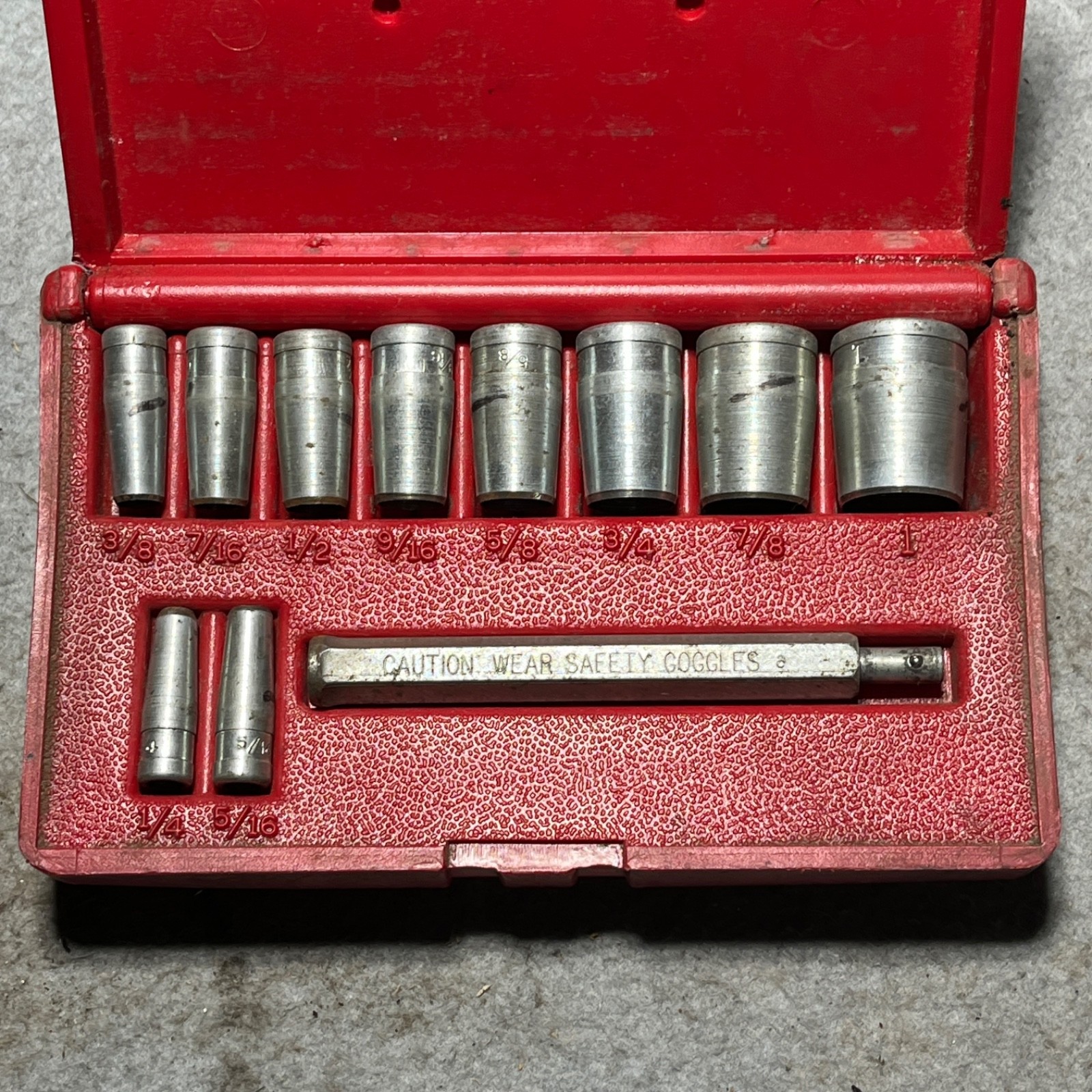 BLUE POINT PGH8A 11 PIECE GASKET PUNCH SET 1/4 – 1″ . B507