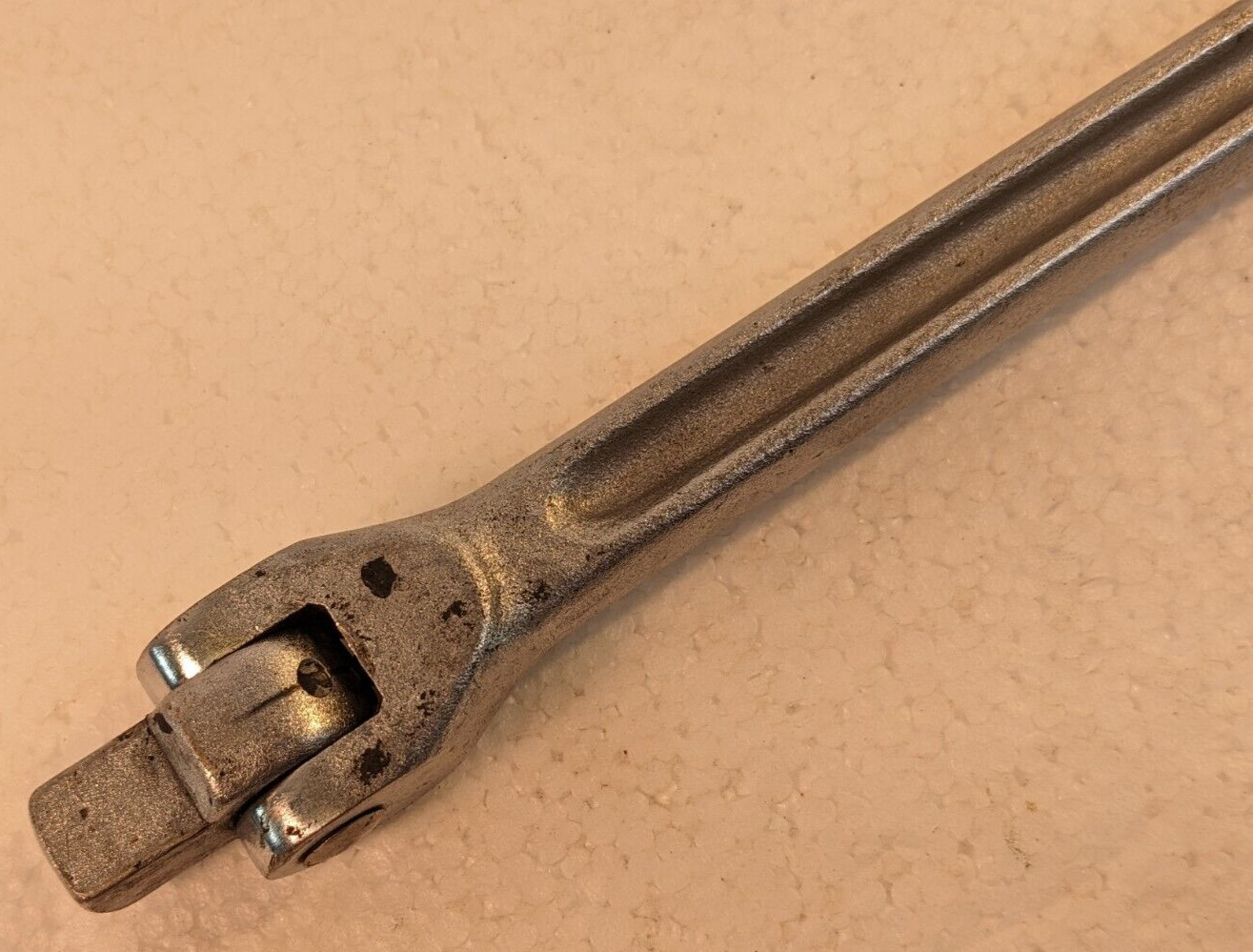 Craftsman V – USA Made 1/2″ Drive Breaker Bar 15″ Long Knurled Grip Handle