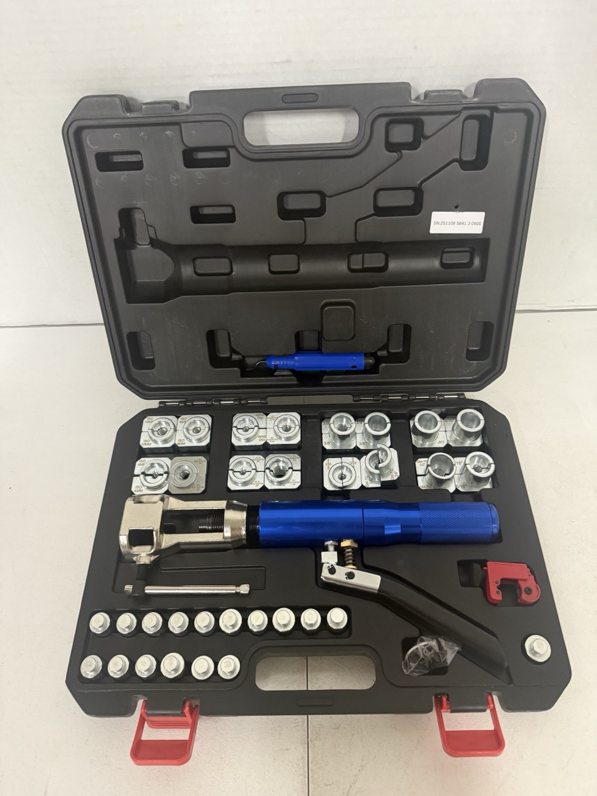 Vevor Hydraulic Flaring Tool Kit Double Flaring Tool 45° for 3/16″ to 1/2″ Tube