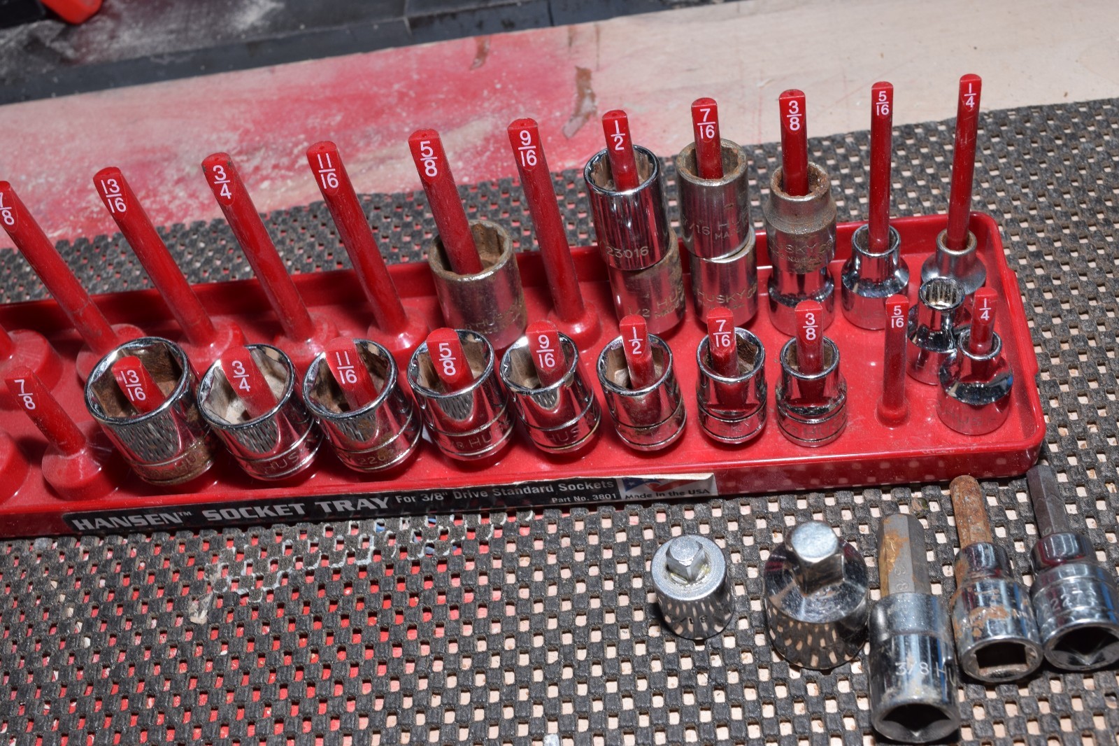 😳LARGE LOT 15LBS🫡 107 Pcs Sockets SAE Metric Drive 6 Point 12 Point Husky 5233