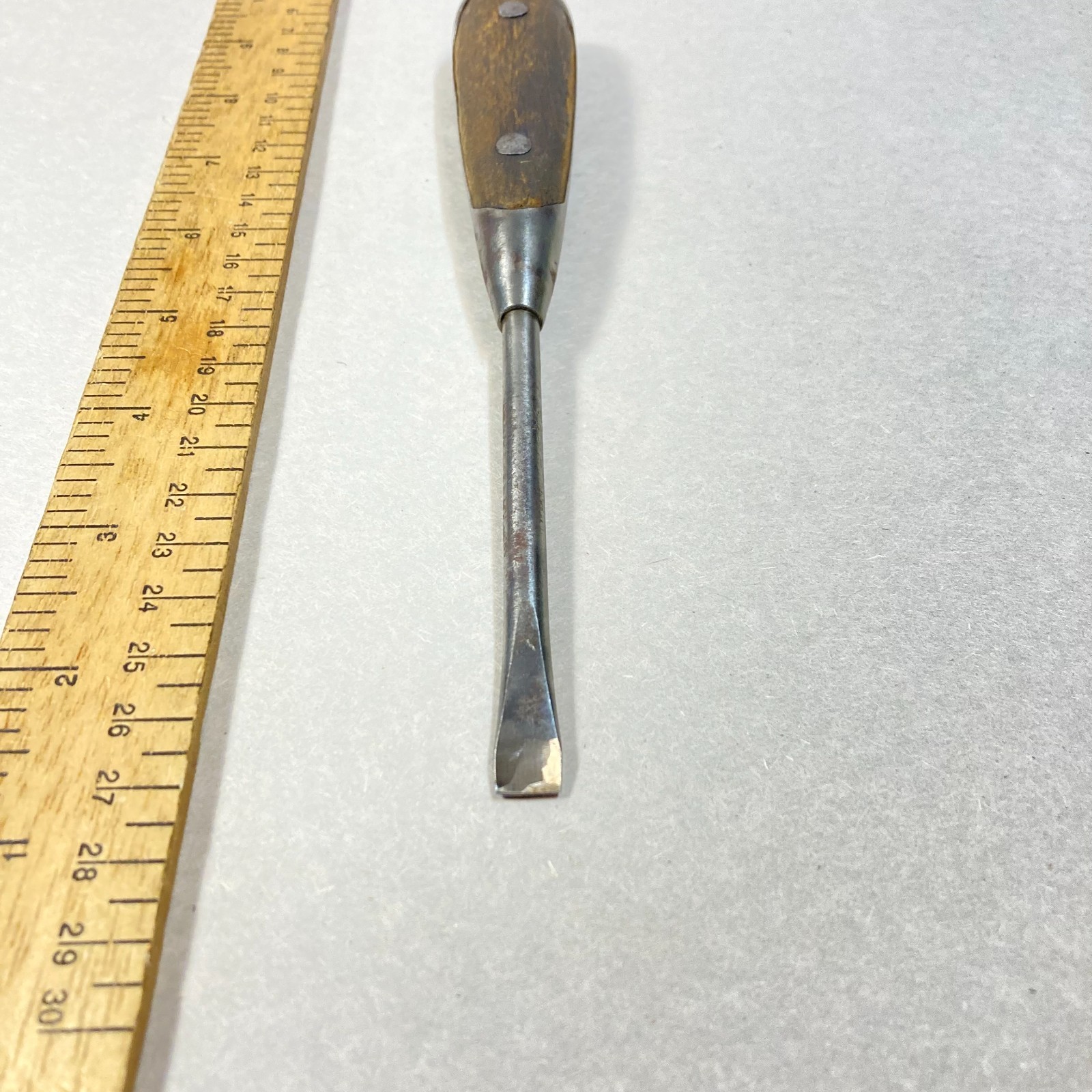 Vintage Hercules Perfect Screwdriver Flat Slotted Wood Handle 8″