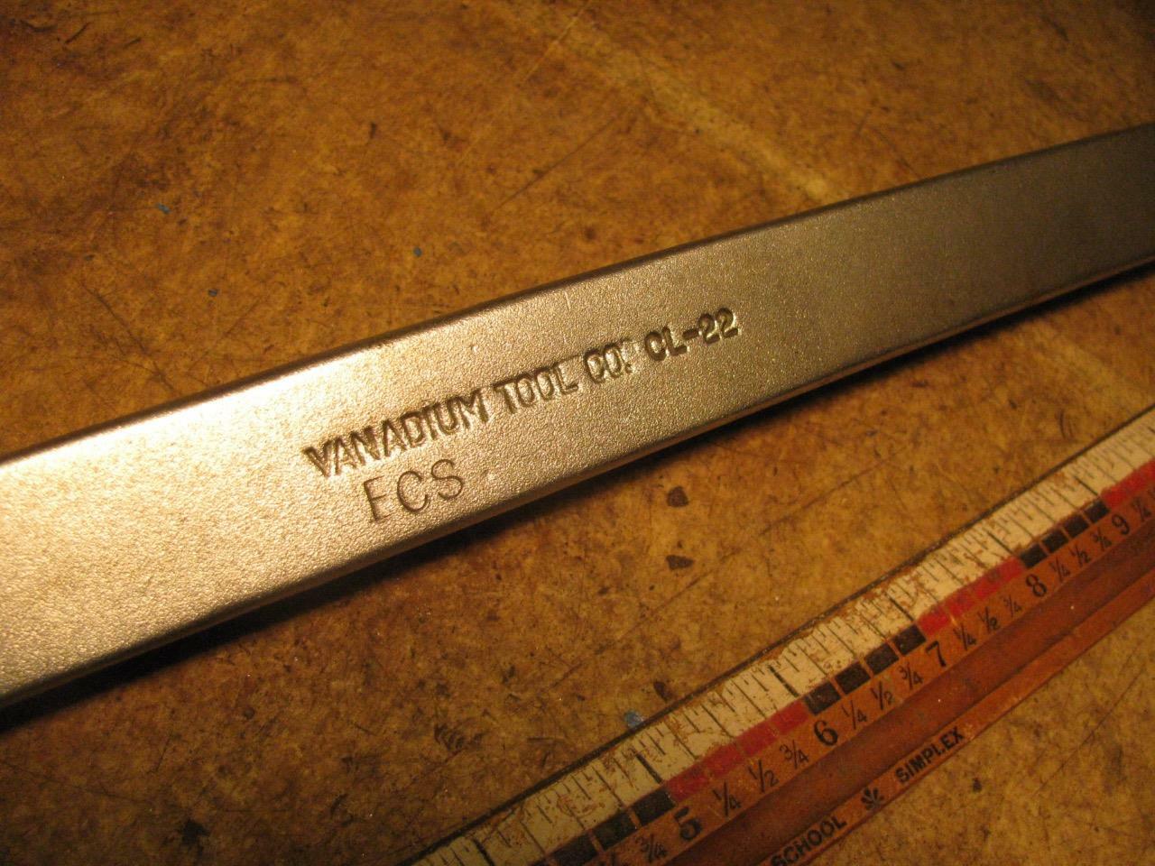 Vanadium Tool Co CL22 1-3/8″ Combination Wrench