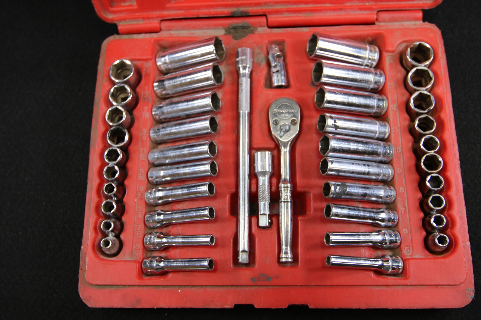 Snap On 144TMPB 44 pc 1/4″ Drive 6 Point Metric/SAE General Service Set Case F/S