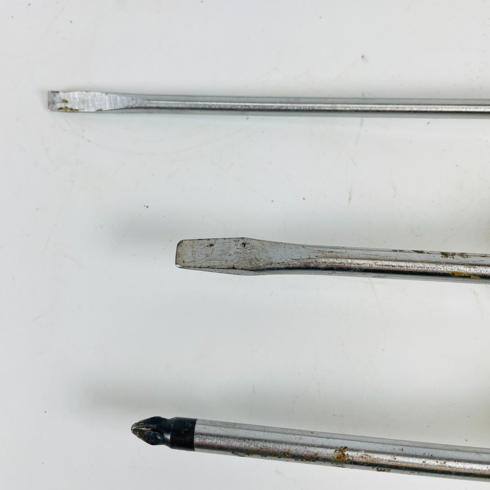 6 Stanley Contractor Grade Screwdrivers Cush Grip USA 66-010 65-901 66-096 Set