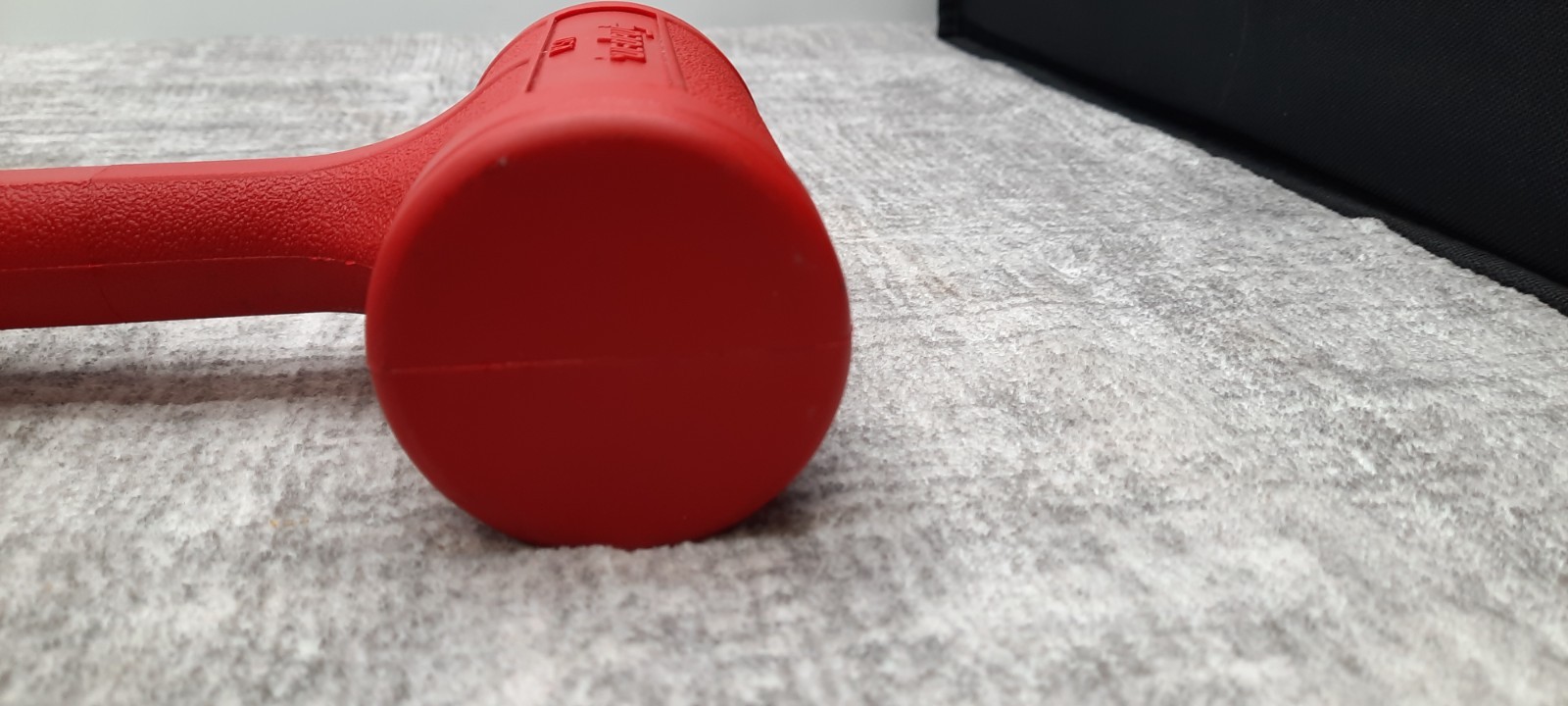 Snap-on HBFE48 48 oz Soft Grip Dead Blow Hammer Red USA