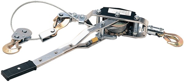 PERFORMANCE TOOL 4 Ton Hand Power Puller WILW4004DB
