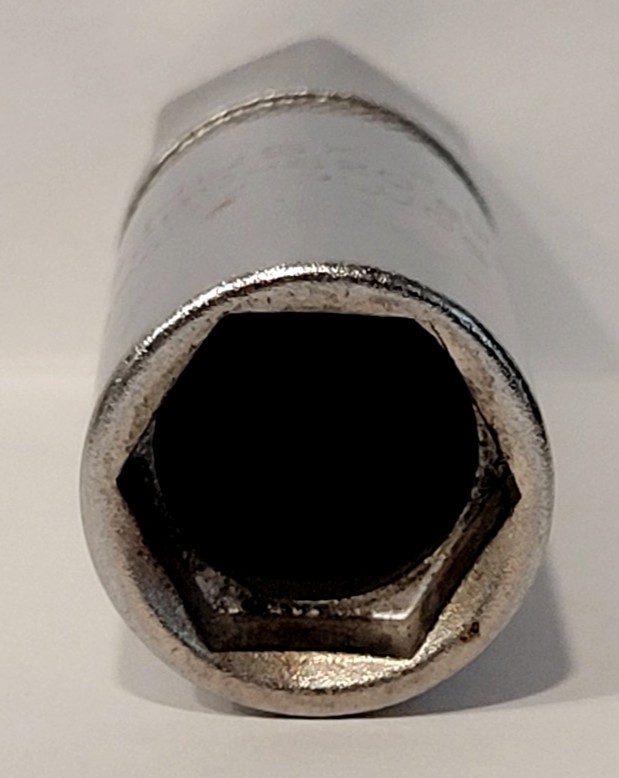Vintage Husky Tools CBD-620 S 5/8″ 3/8″ Drive Spark Plug Socket