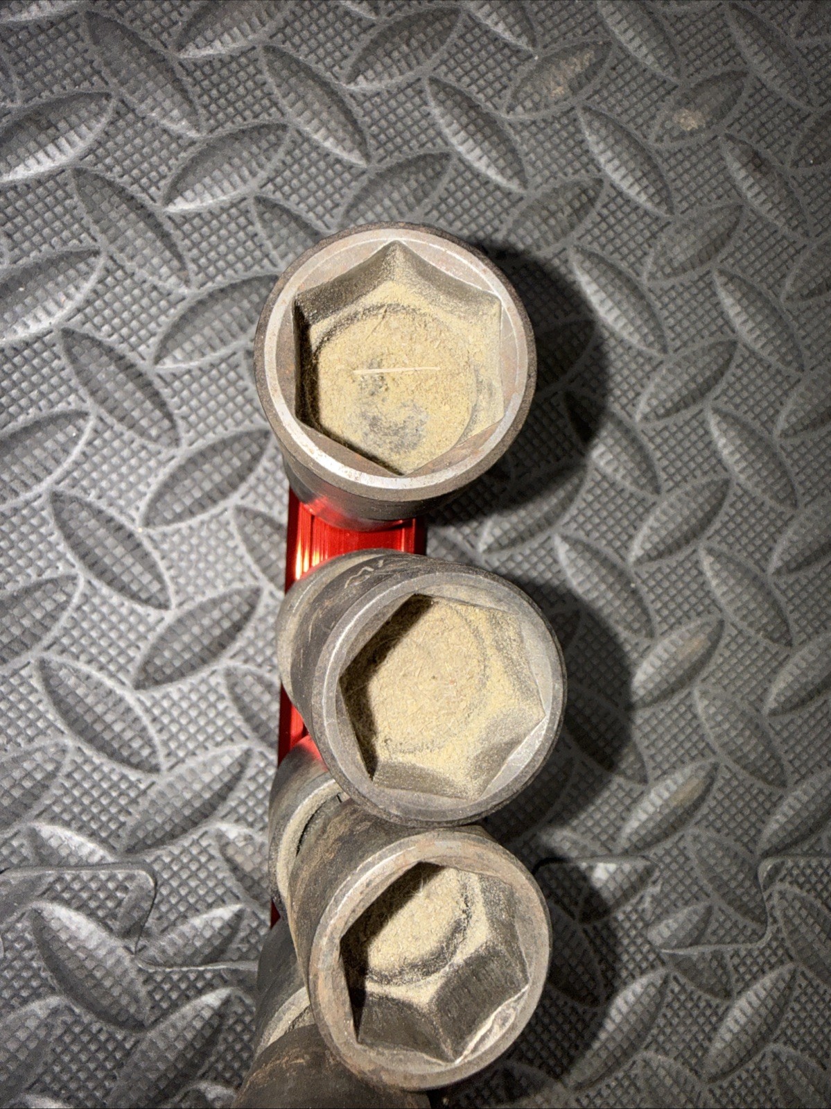 Mac Tools 7/16″ to 15/16″ 1/2″ Drive Impact Swivel Universal Joint Socket Set