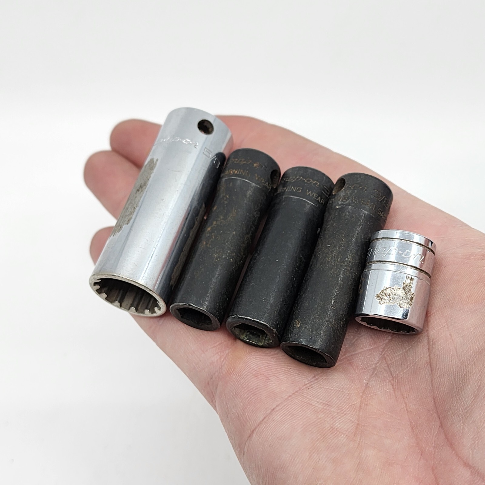 Lot of 5 Snap on Ratchet Sockets 5/8 FEL800, (3) 3/8 SIMF120 & 1/2 F161