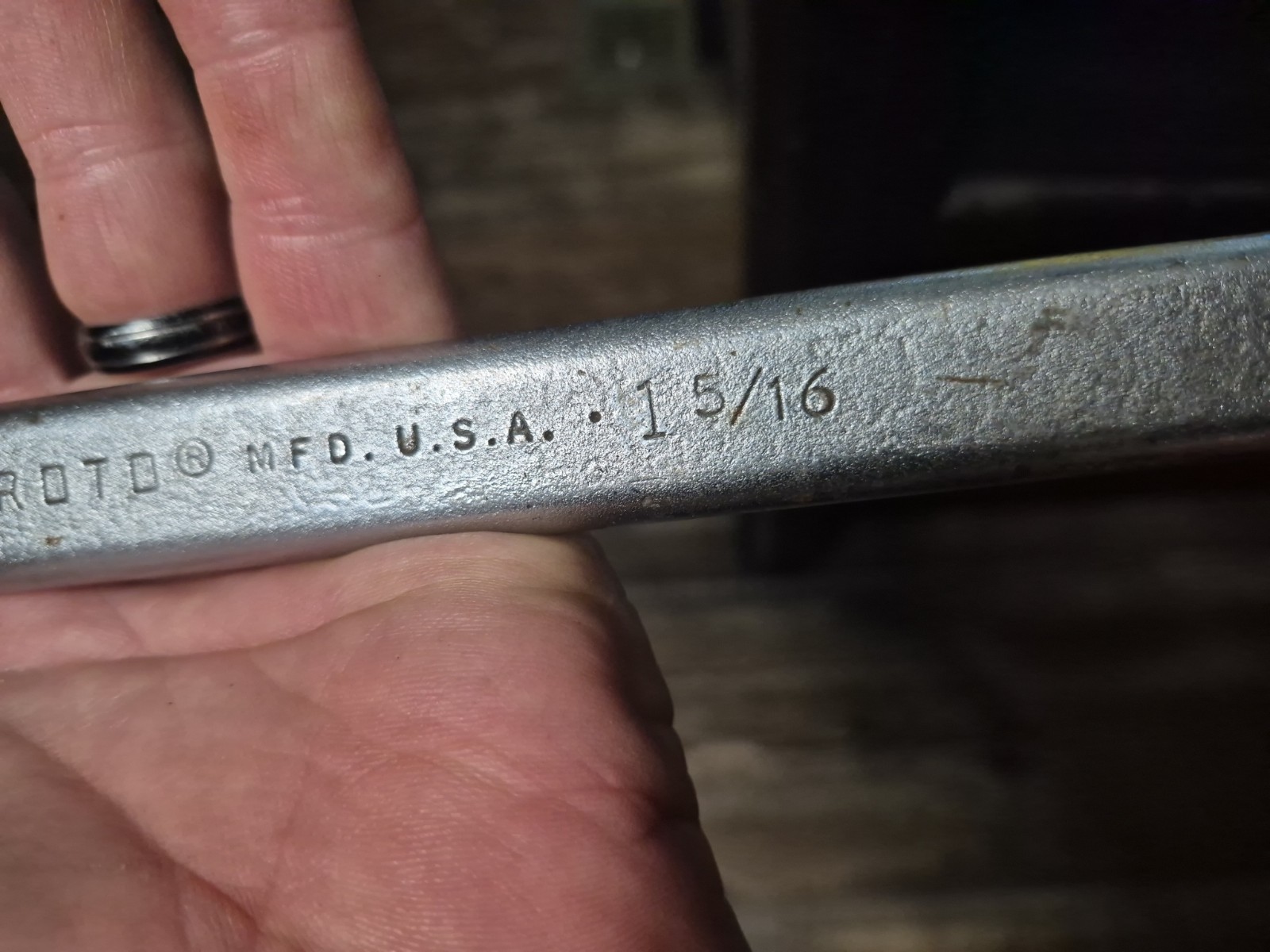 Proto 1242 Professional 1-5/16″ SAE 12 Point Standard Handle Combination Wrench