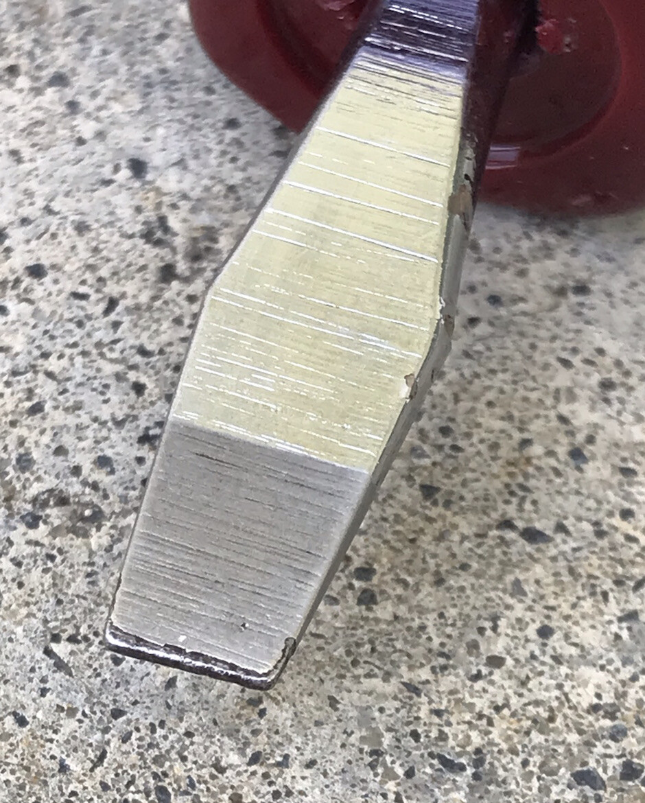 Matco Stubby Slotted Burgundy Handle Screwdriver SDM 82