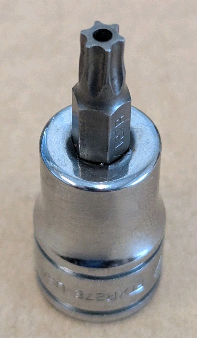 Snap-on FTXR27E 3/8″ Drive T27 Tamper-Resistant TORX Bit Socket Driver – NEW