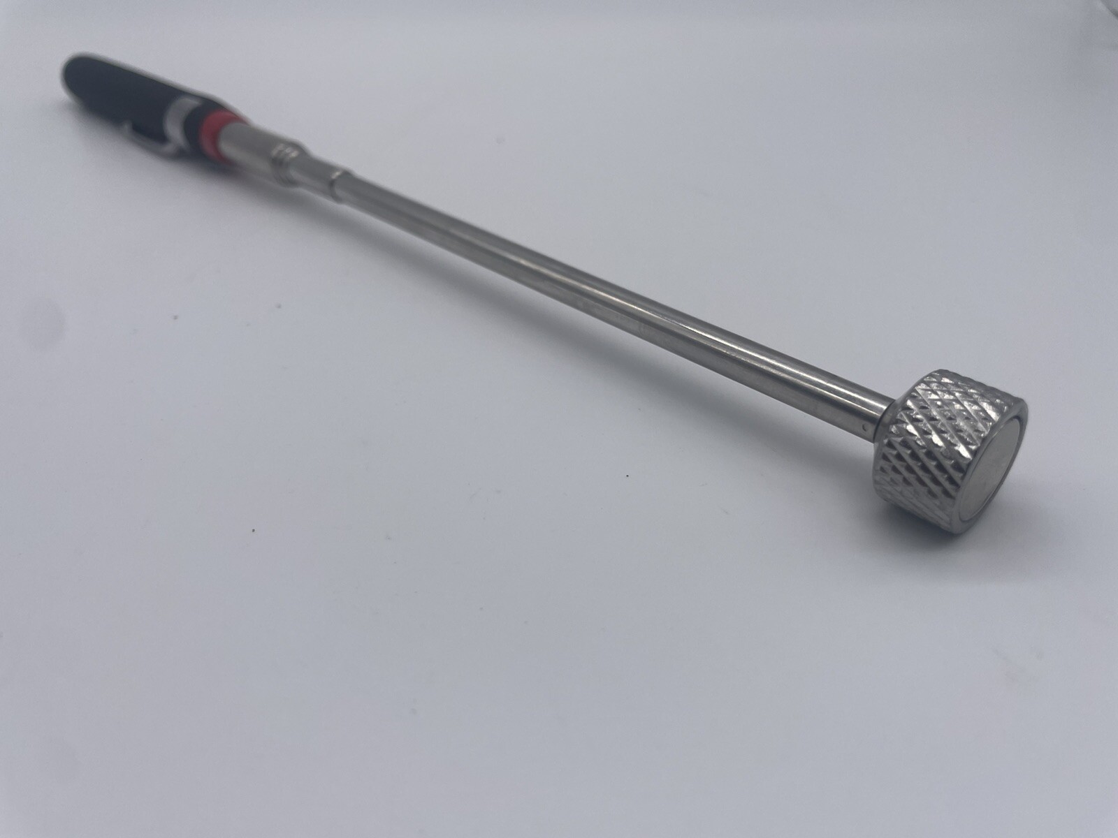 Magnetic Pick Up Tool Long Reach Magnet Extendable Telescopic Bolt Pick Up
