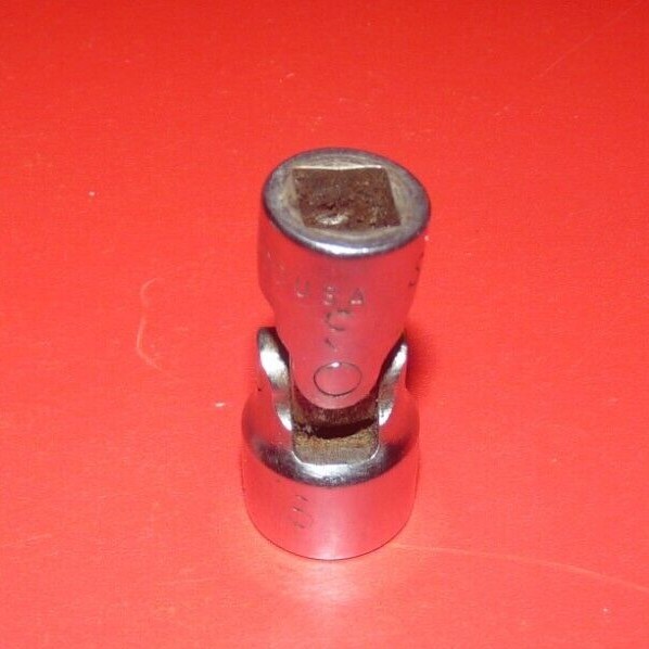 FVU20 Snap-On 3/8″ Drive 5/8″ 12 pt. Universal Swivel Flex Socket