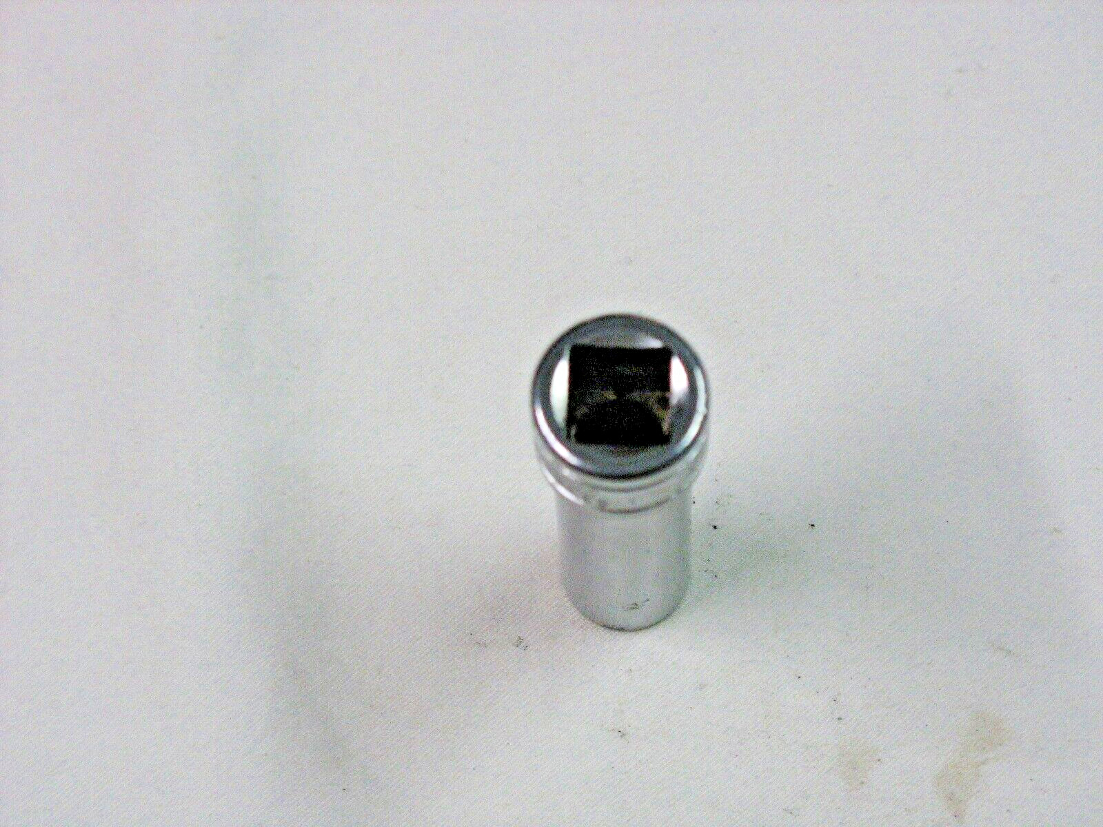 Snap On Tools 3/8″ Deep 3/8″ Drive 12 Point SAE Chrome Socket SF121