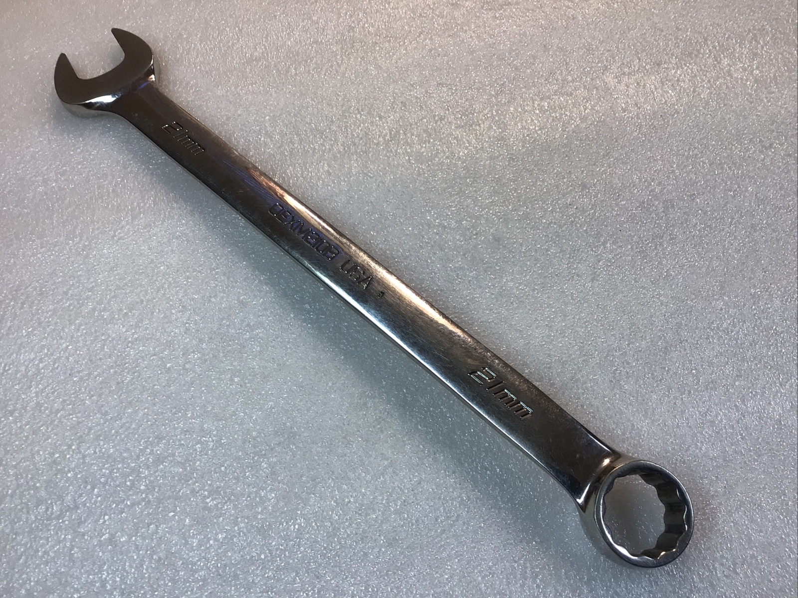 SNAP ON#OEXM210B – 21 mm, Chrome, COMBINATION WRENCH, 12 Pt., Flank Dr.-USA-NICE