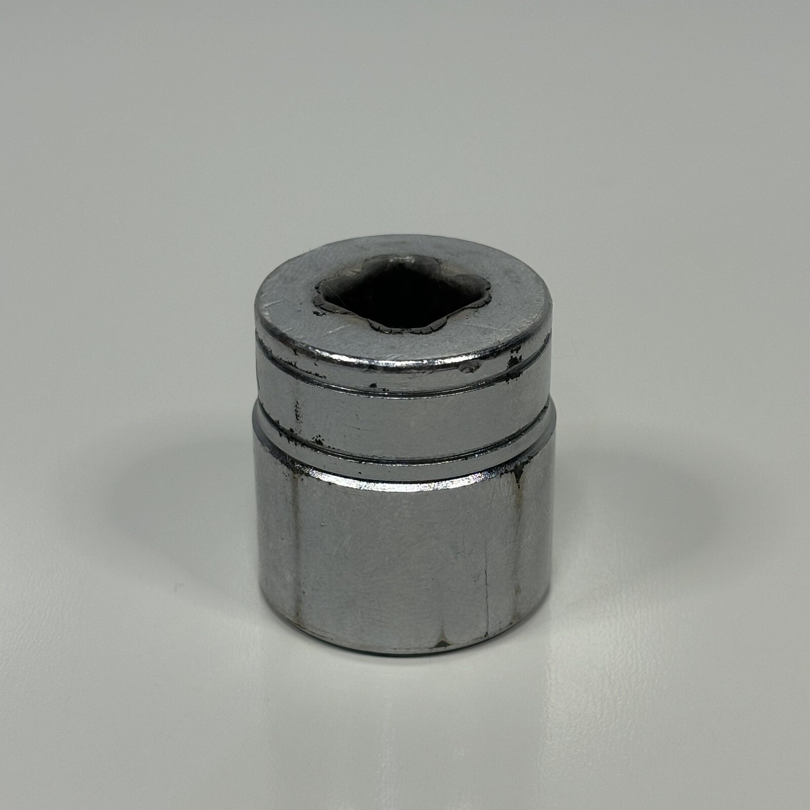 Snap On Tools F320 3/8” Dr 8 Pt SAE 5/8” Double Square Socket Chrome USA VTG