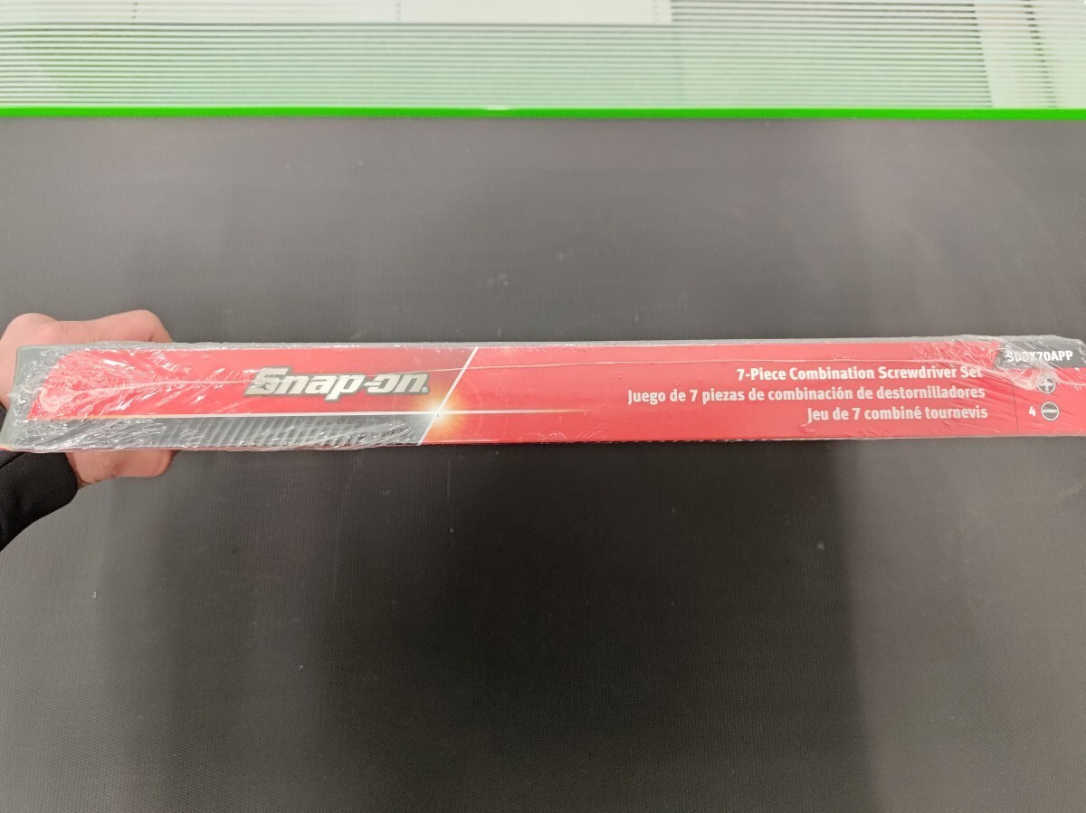 Snap On Tools SDDX70APP 7 Piece Combination Screwdriver Set PINK Hard Handle New