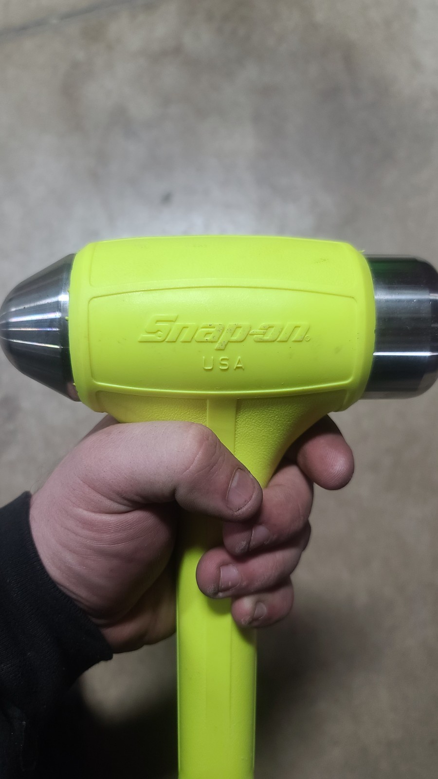 Snap-on Tools USA NEW HI-VIZ 56oz/1550g Soft Grip Dead Blow Hammer HBBD56HV