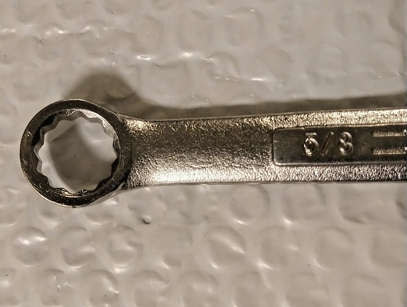 CRAFTSMAN TOOLS USA VV44697, 5/8″ COMBINATION WRENCH, 7.75″ LONG, 12 POINT.