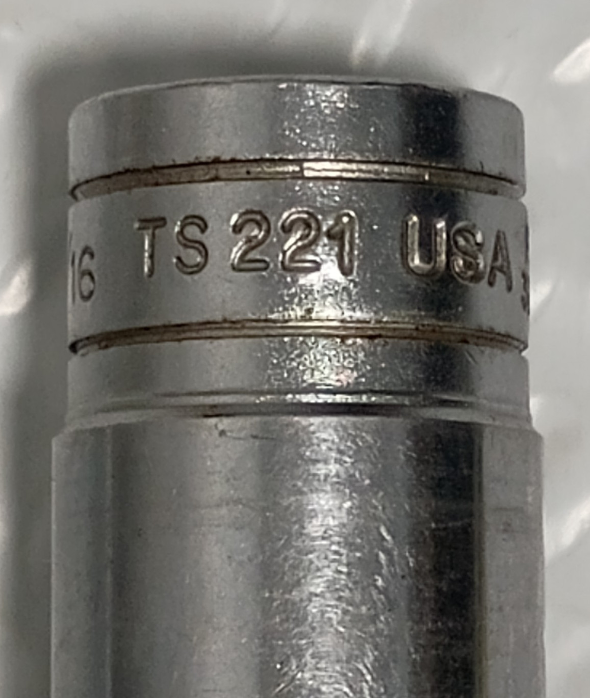 SNAP ON TS221, 1/2″ DRIVE, 11/16″ SOCKET, 3.2″ DEEP/HIGH, 6 POINT.