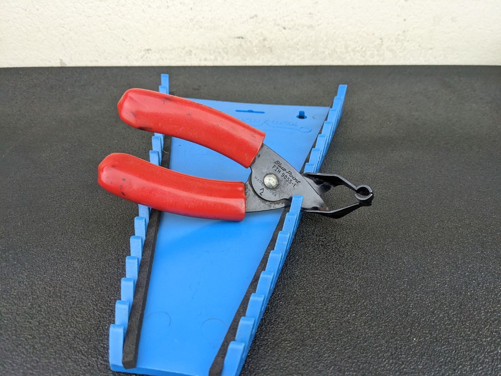 #bo807 Blue Point Fuel Line Disconnect Pliers FIH 9055-1
