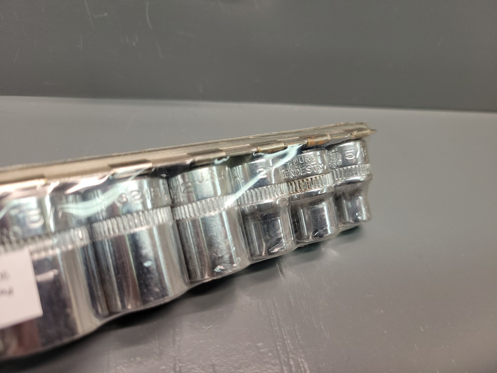 Duro Indestro 3/8″ Socket Set Standard 12 Piece 6 & 12 Point NOS USA