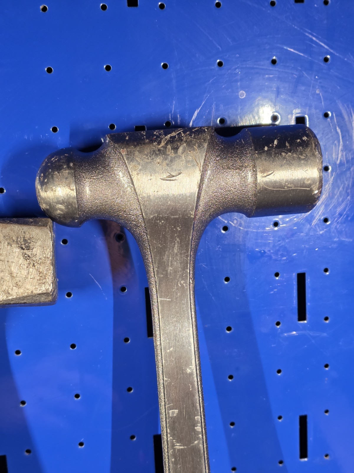 MAC BH32AV 32oz Ball Peen and SH2AV 2lb Blacksmith Hammers Antivibe Soft Grip