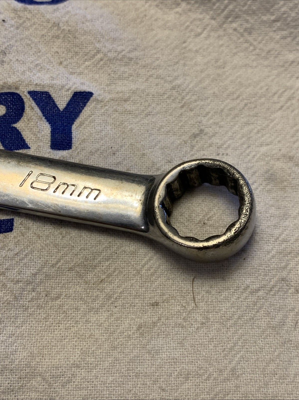 1990 Snap-on Tools USA 18mm Metric 12pt Combination Wrench OEXM180A