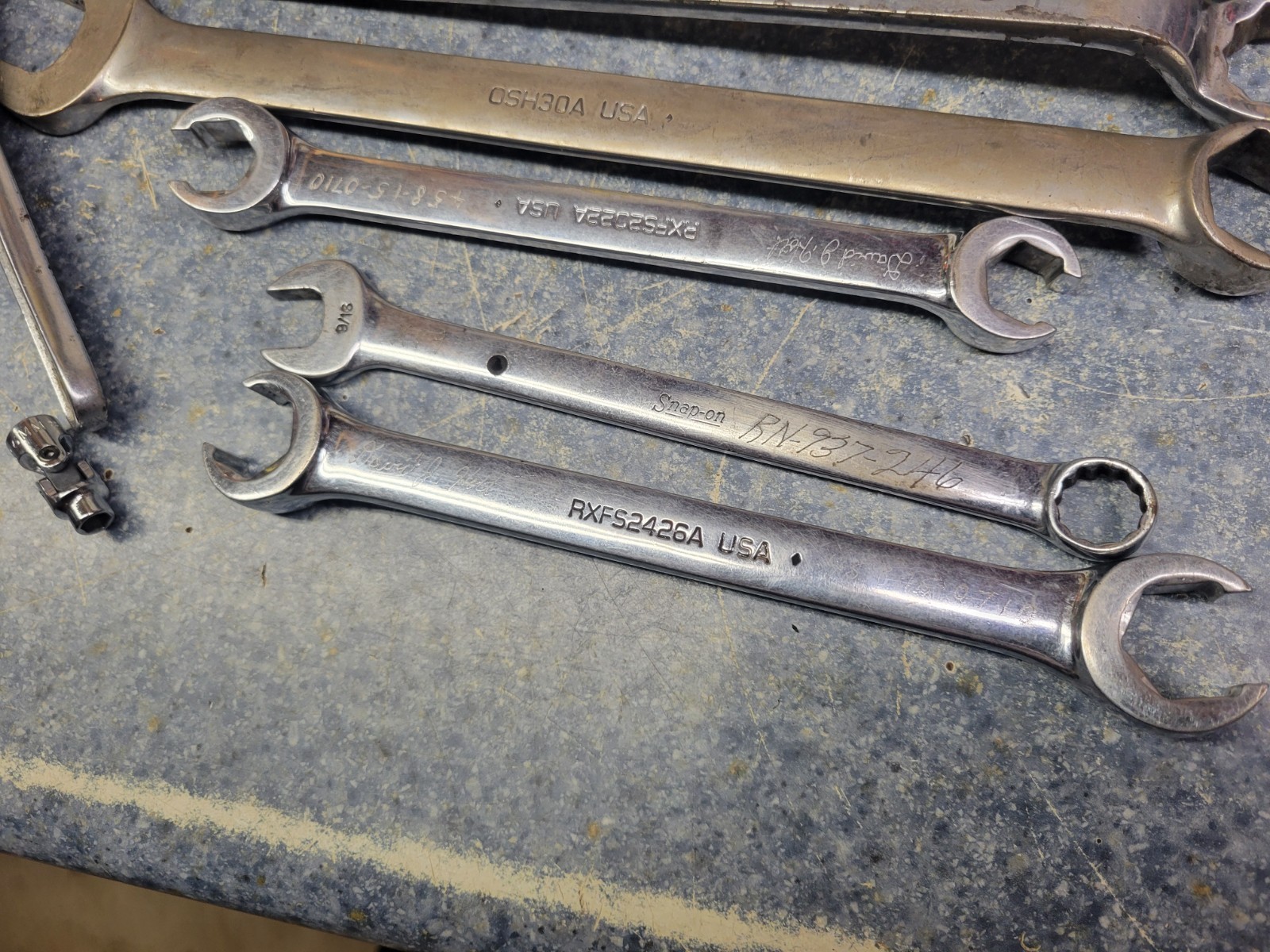 Snap-on / MAC / Matco /Blue-Point / Cornwell 30-Piece Tool Lot