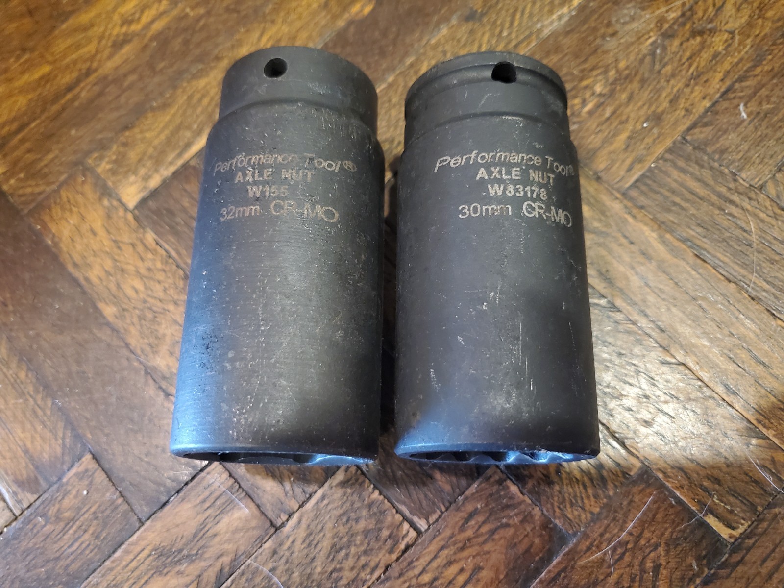 PERFORMANCE TOOL W155 32mm FWD AXLE NUT SOCKET 1/2 W83178 30mm Lot Of 2