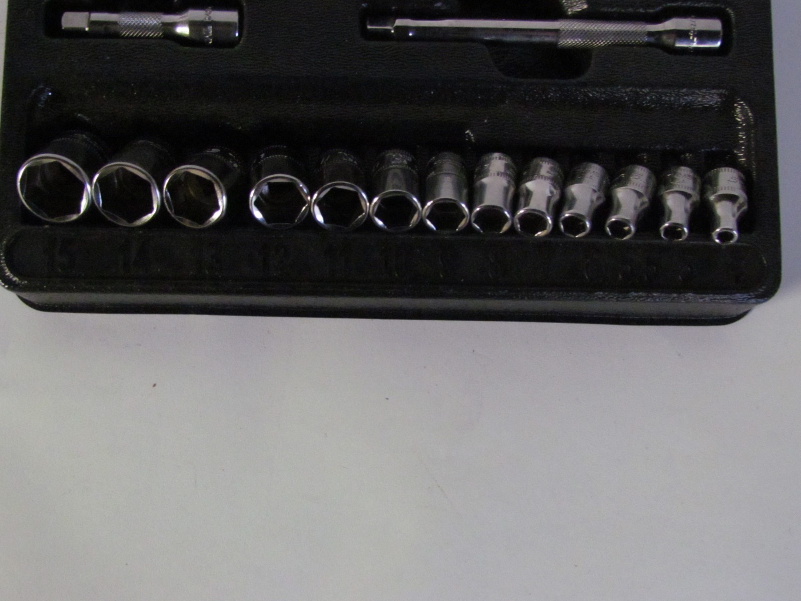 17 pc 1/4″ Drive 6-Point Metric Starter Set. (Item no: 117TMM)