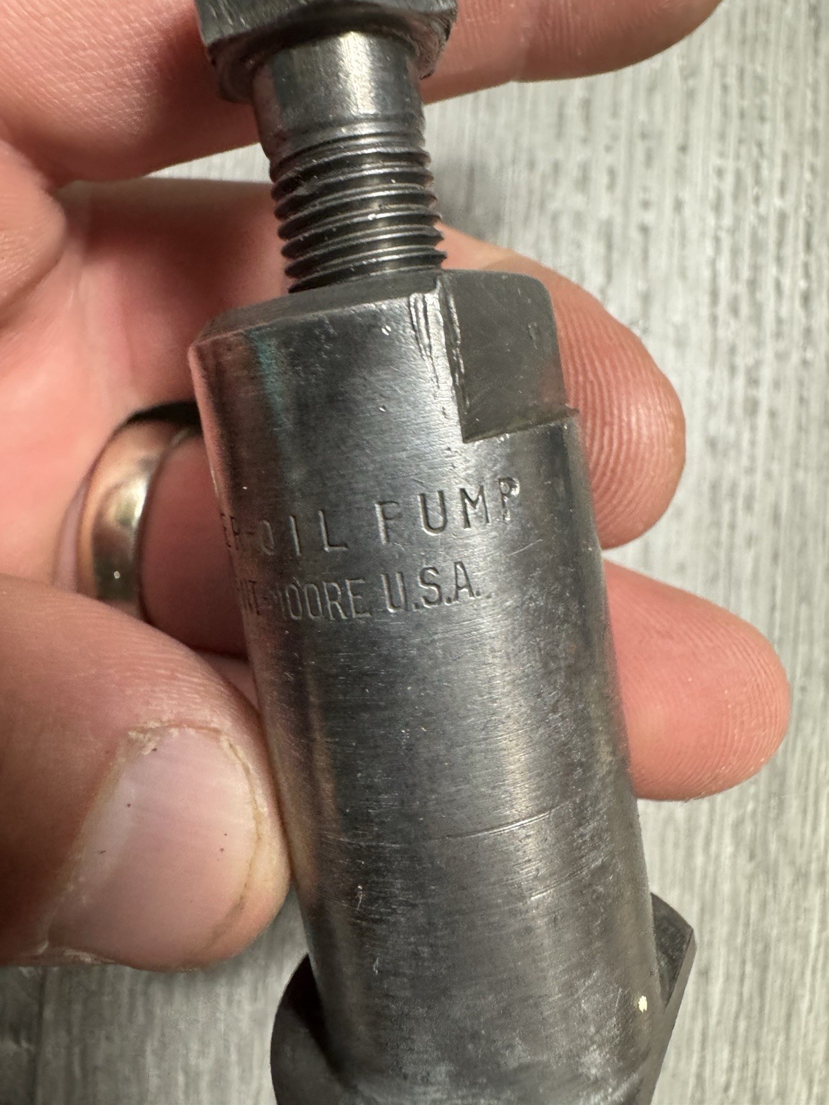 Kent Moore Oil Pump Puller J-2959 Used FREE SHIPPING