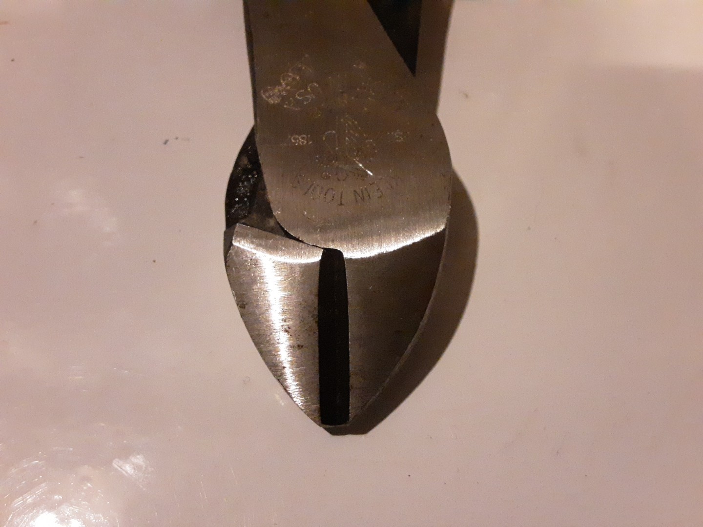 Klein 8 Inch Angle Head Diagonal Cutter Pliers