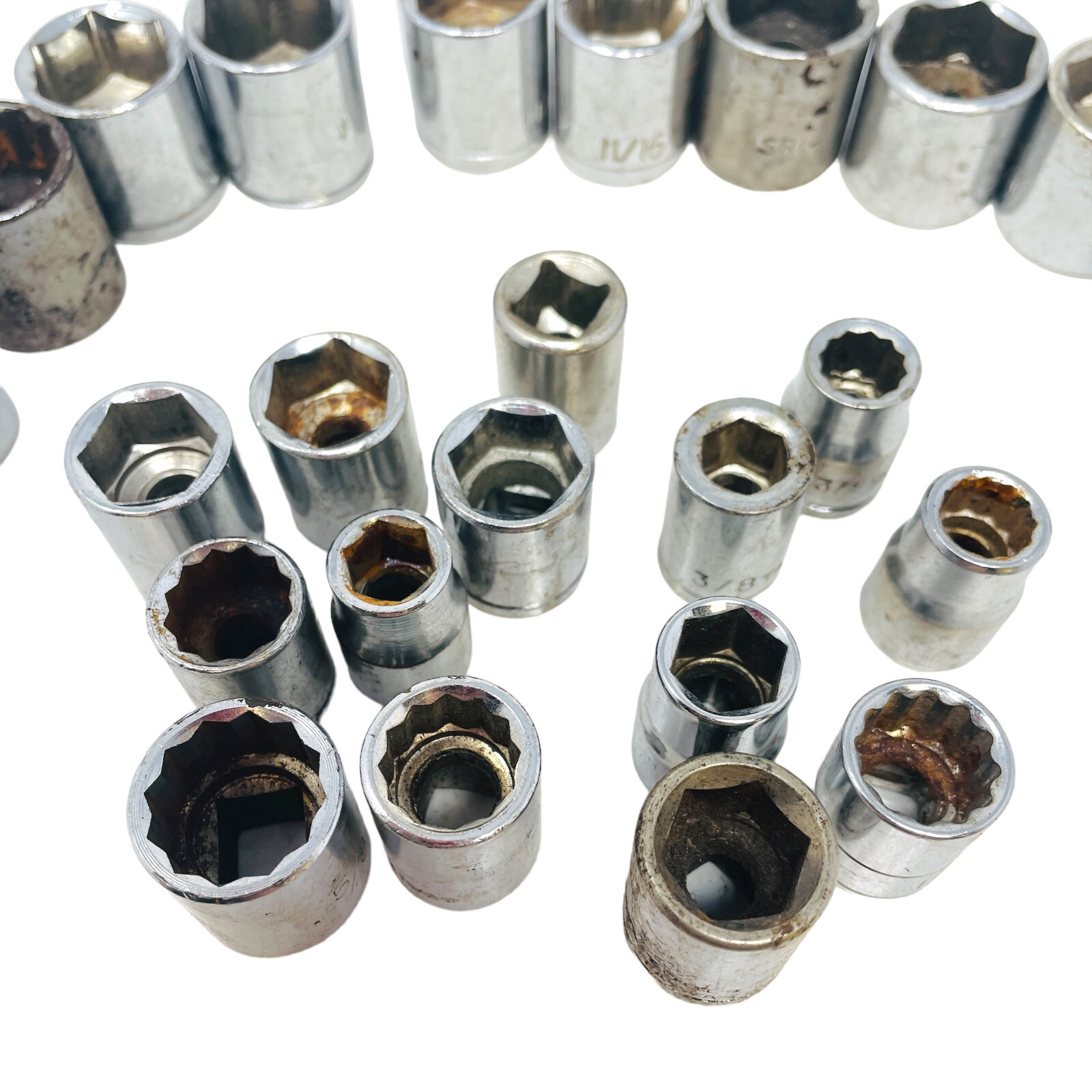 25 Pcs K-Mart and Assorted 1/2 in, 3/8 in, 11/16 in Socket Set