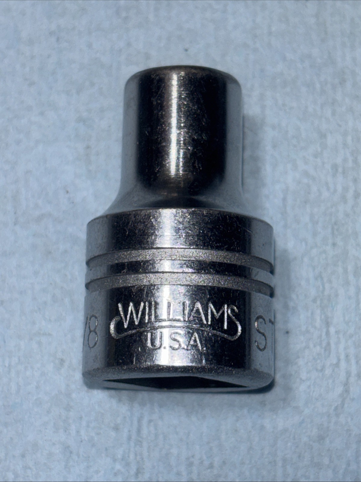 Vintage Williams 3/8″ 12 Point 1/2″ Drive Chrome Socket ST-1212 USA