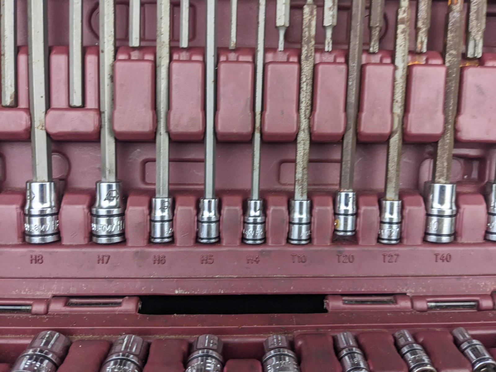 #bo767 Matco Tools 75 Piece Master ADV Hex/Torx Bit Socket Set Model SBS75VA