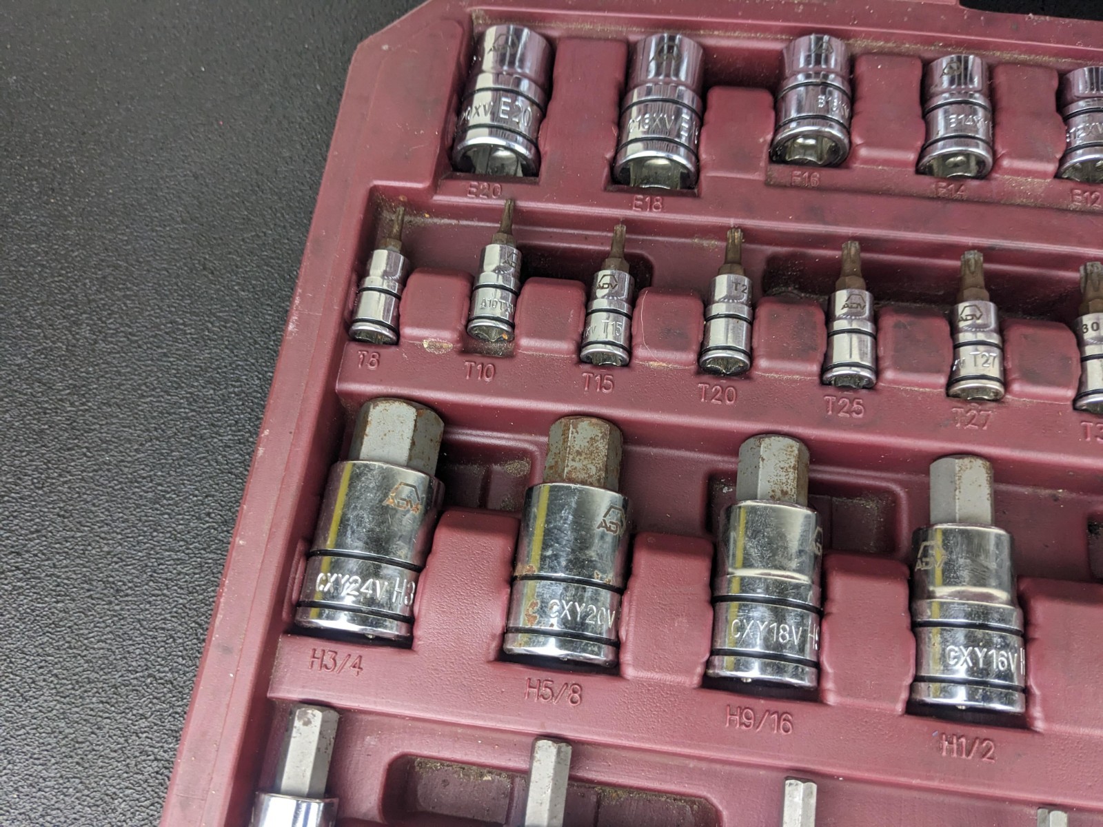 #bo767 Matco Tools 75 Piece Master ADV Hex/Torx Bit Socket Set Model SBS75VA