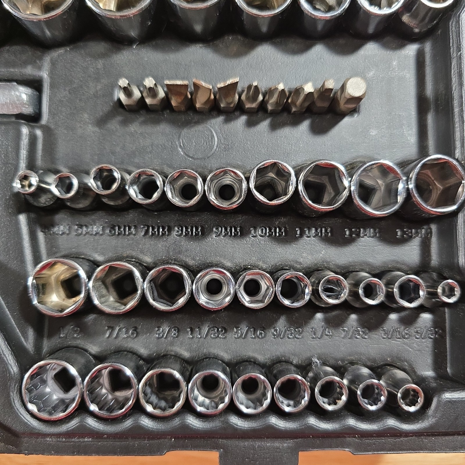 Vintage Craftsman 33618 107pc Metric & SAE Socket Set 1/4″ 3/8″ 1/2″ Drive