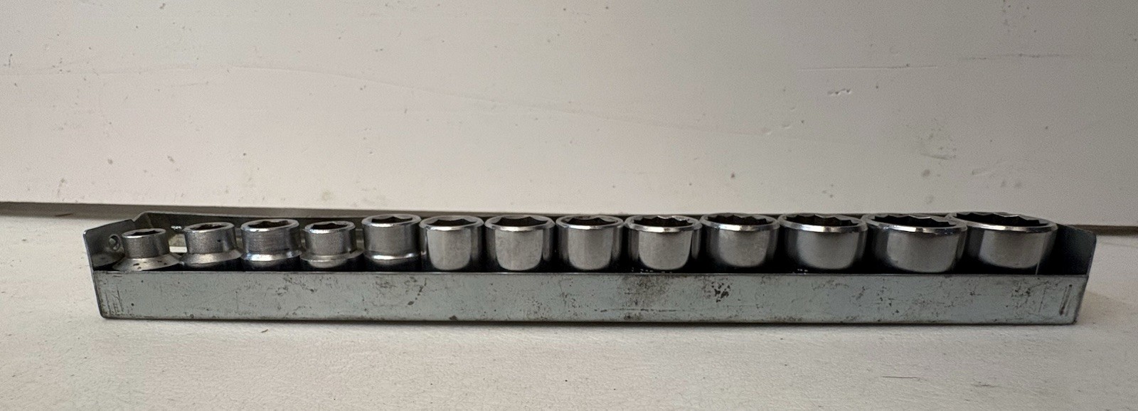 Vintage Truecraft 3/8” Drive Metric Socket Set 7mm-19mm