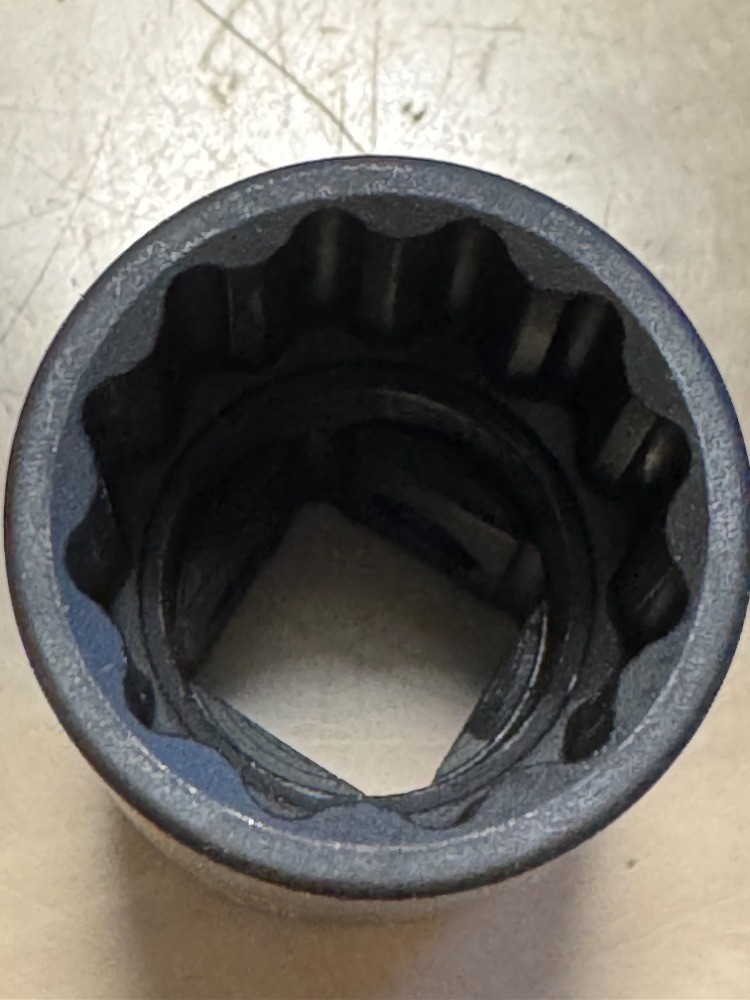 82136M | 1/2″ Drive x 36mm Standard Length 12 Pt Duo-Socket Lifetime Warranty