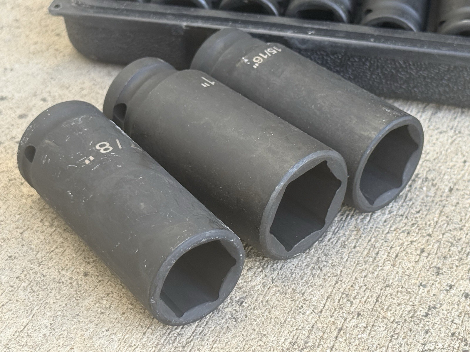 24pcs SAE & MM (Metric) 1/2″ Drive 6pt. Air Deep Impact Sockets Set