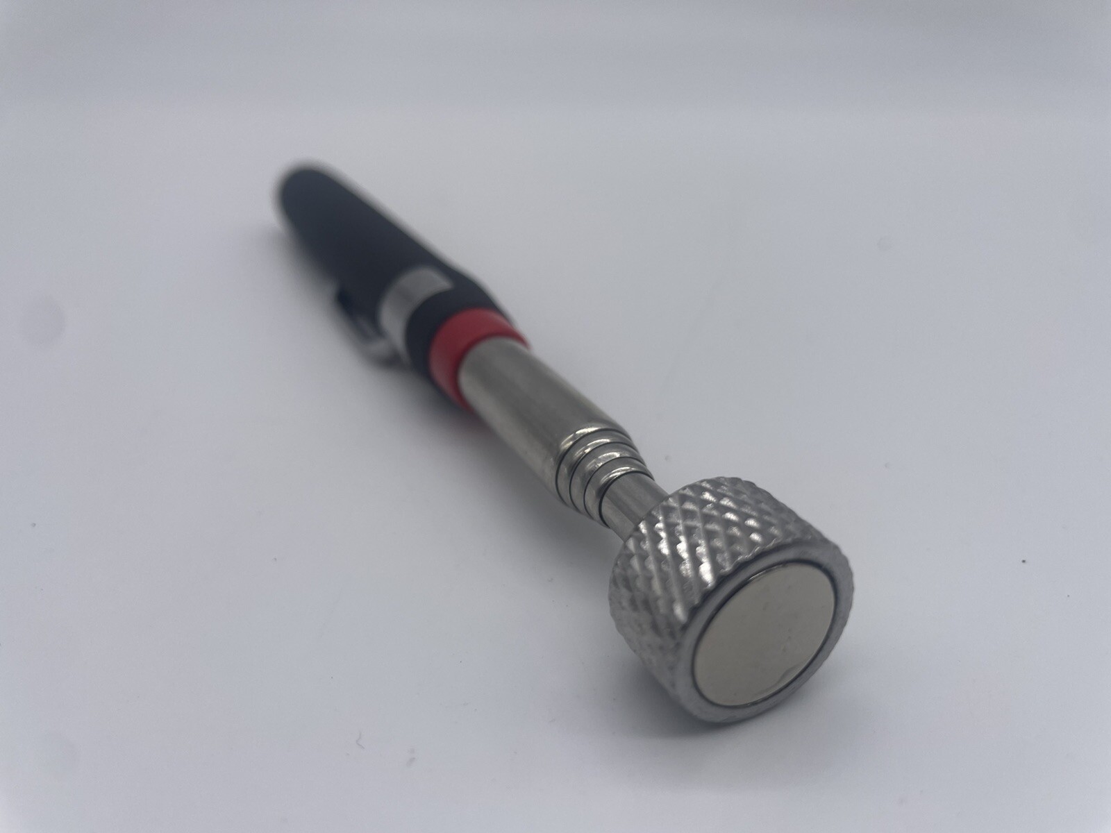 Magnetic Pick Up Tool Long Reach Magnet Extendable Telescopic Bolt Pick Up