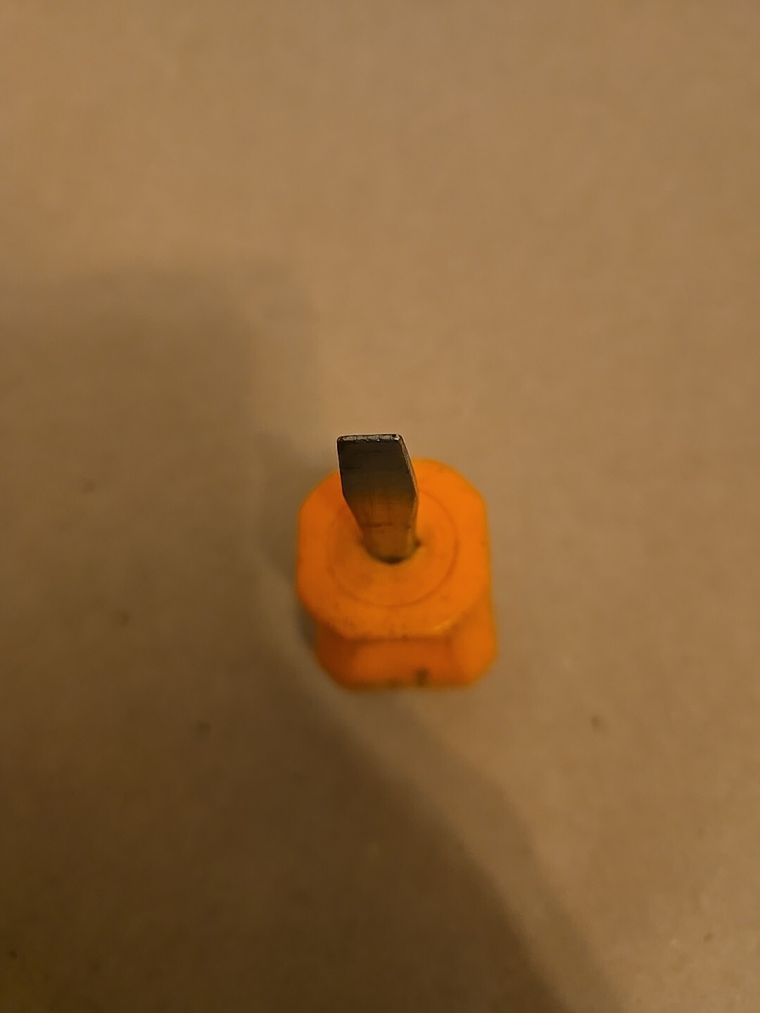 Snap On 1/4″ Flat Tip Midget Screwdriver Orange Hard Handle SDD1