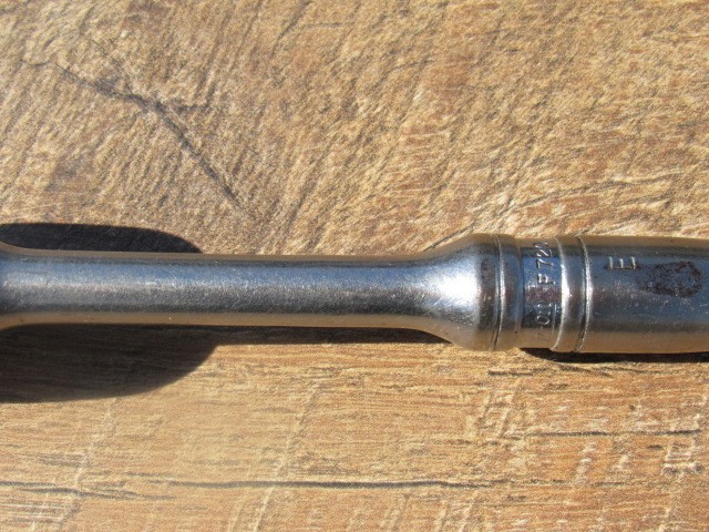 SNAP ON 3/8″ DRIVE F720 CHROME STANDARD HANDLE RATCHET UNDERLINE SILVER BADGE