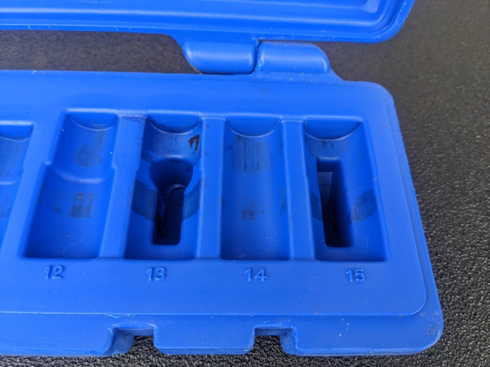 #bl257 Cornwell Blue Power CBPIU1M Case for 1/4″ Dr. Metric Universal Socket Set