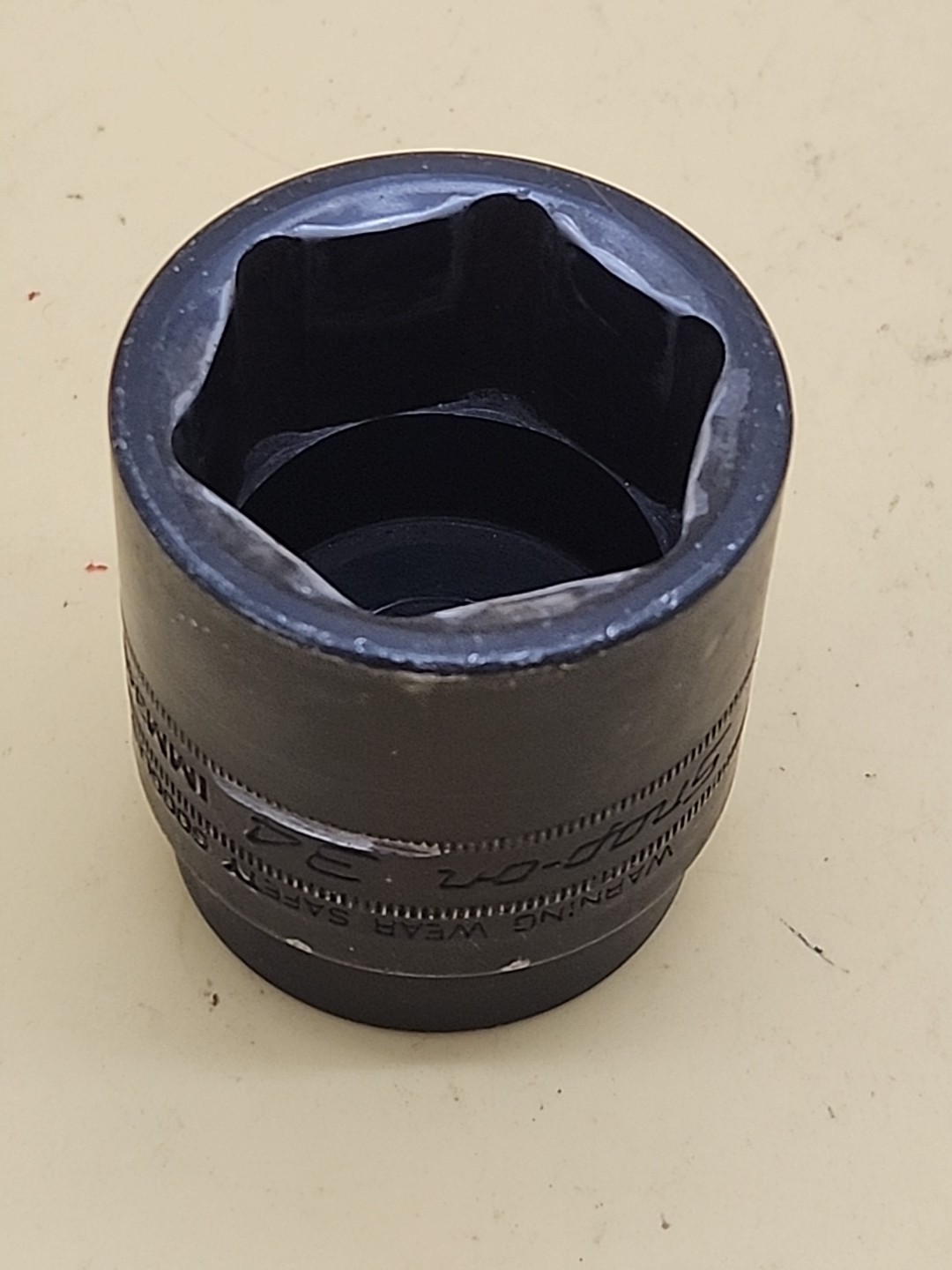 Snap-on Tools 1/2″ Drive 34mm Metric 6pt Shallow Impact Socket IMM340 USA
